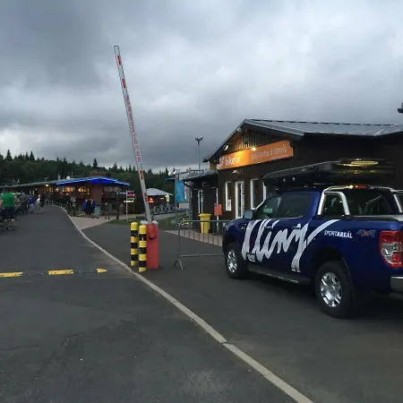Chalupa - Oaza Klidu Na Horach U Ski Resortu Chalet Kliny